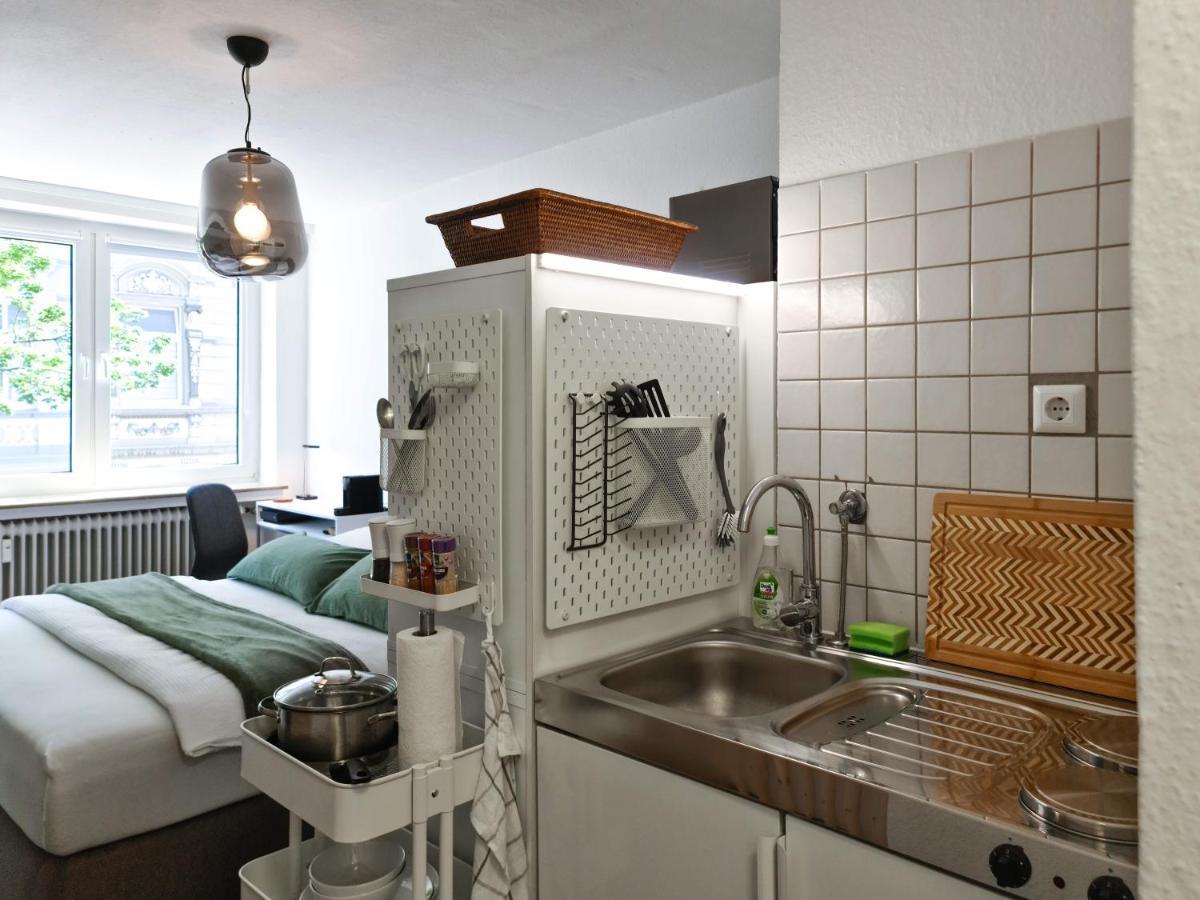 Schoene Ferienwohnung Im Zentrum Mit Self Check-In Und Free Wifi Essen Exterior photo